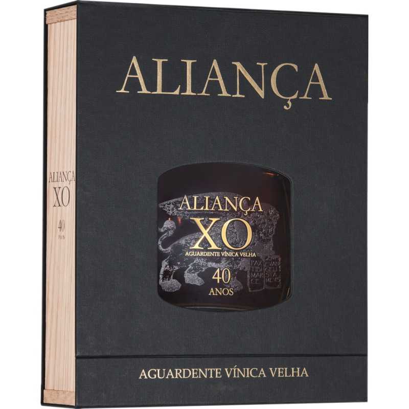 Alianca 40 Anos XO Brandy 0,5L 40% + etui.jpg