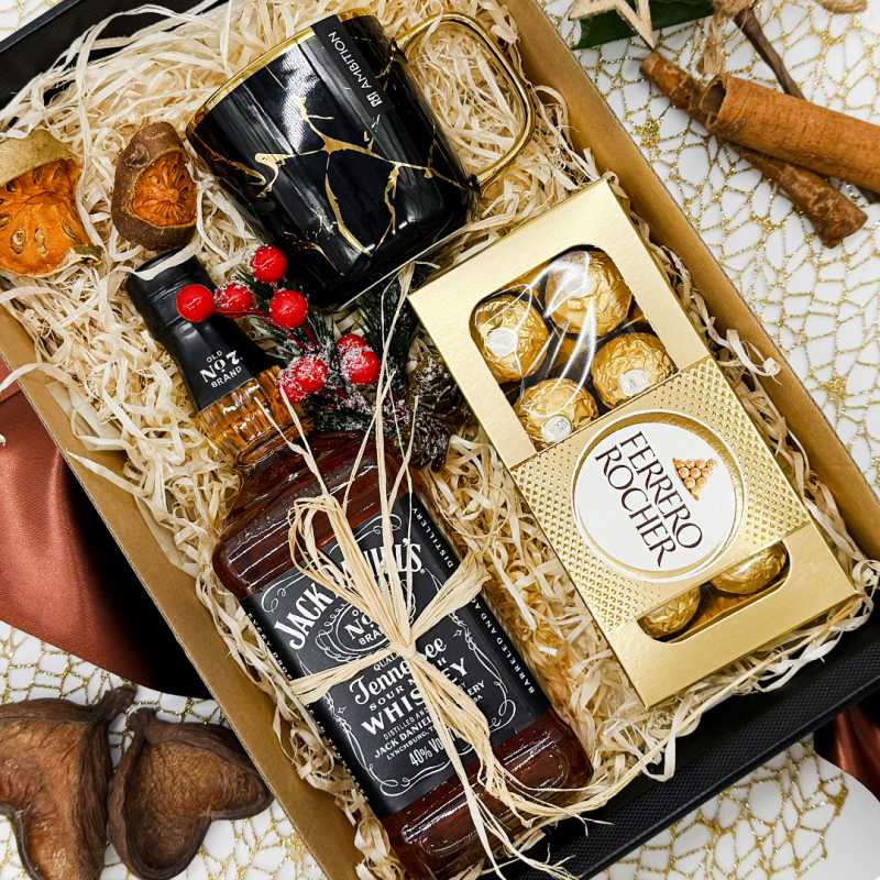 Ekskluzywny męski gift box z whiskey i pralinami