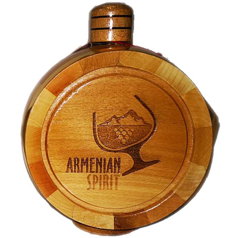 Gyumri Beczka Brandy 0,7L 40%.jpg