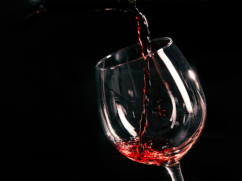 Jakie wino wybrać? Praktyczny poradnik dla początkujących